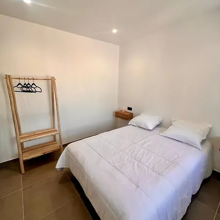 Ferienhaus Maison Di Fiori, Location Neuve Avec Piscine Porto-Vecchio (Corsica)
