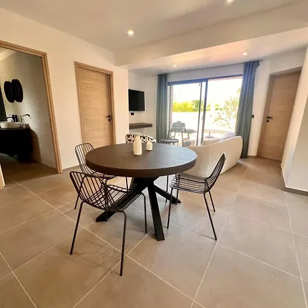 בית נופש Maison Di Fiori, Location Neuve Avec Piscine