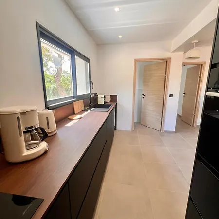 Ferienhaus Maison Di Fiori, Location Neuve Avec Piscine Porto-Vecchio (Corsica)
