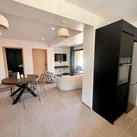 Maison Di Fiori, Location Neuve Avec Piscine * 포르토베쉬오
