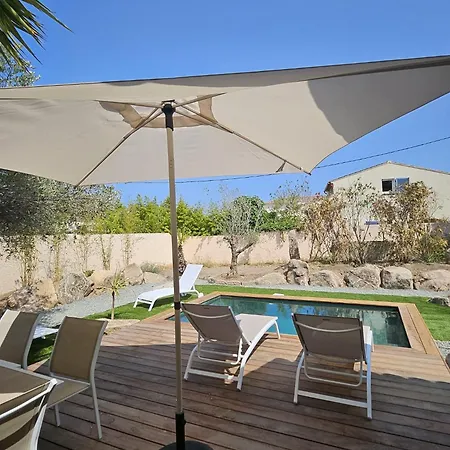 Maison Di Fiori, Location Neuve Avec Piscine 펜션