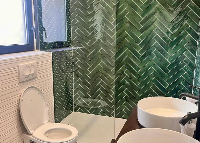 Maison Di Fiori, Location Neuve Avec Piscine Vakantiehuis *