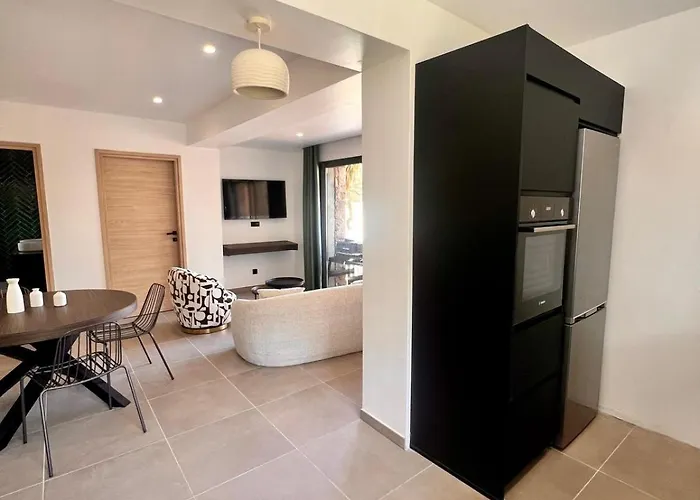 Сasa de vacaciones Maison Di Fiori, Location Neuve Avec Piscine Porto Vecchio