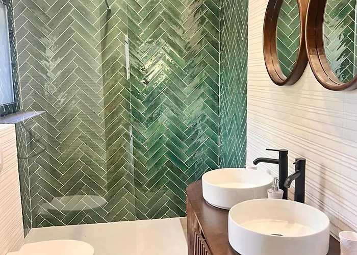 Maison Di Fiori, Location Neuve Avec Piscine Vakantiehuis *