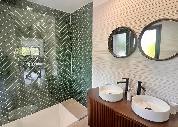 Maison Di Fiori, Location Neuve Avec Piscine * Porto Vecchio