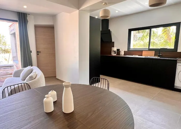 Сasa de vacaciones Maison Di Fiori, Location Neuve Avec Piscine Porto Vecchio