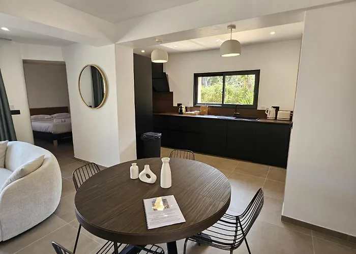 Maison Di Fiori, Location Neuve Avec Piscine Vakantiehuis Porto-Vecchio (Corsica)