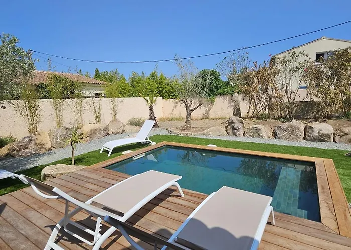 Maison Di Fiori, Location Neuve Avec Piscine Vakantiehuis *